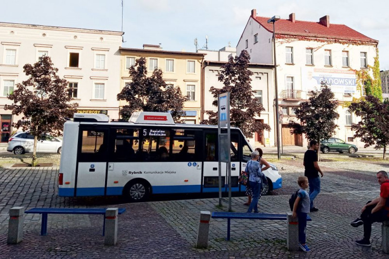 Polska stawia na zielony transport. 7,4 tys. autobusów do wymiany